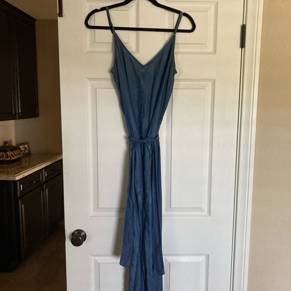 Tommy Bahama XS jumpsuit. - Picture 11 of 11